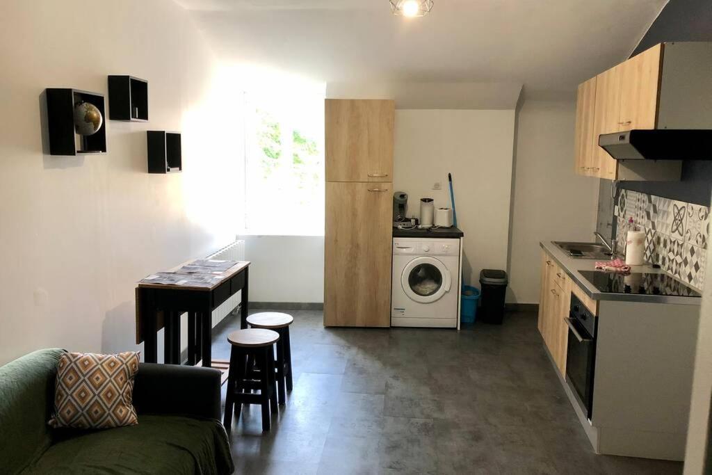Appartement Centre Ville Châteauroux Екстериор снимка